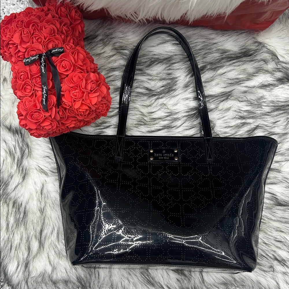 Kate Spade New York black patent leather perforated Spades tote, EUC